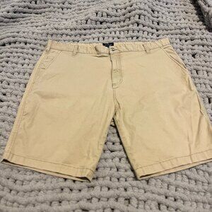 Daniel Hechter Men's Beige Shorts Size 46